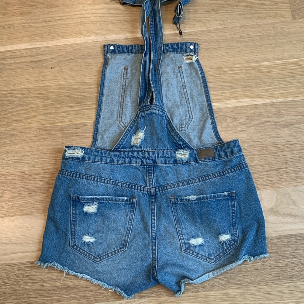 Scout XS denim shorts overalls jean distressed and ripped with raw hem - Picture 3 of 6